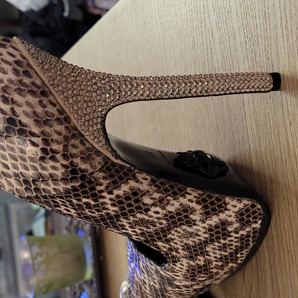 Absolutely STUNNING Philipp Plein Platform Pumps - Picture 3 of 16